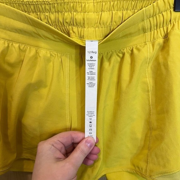 Lululemon Hotty Hot Short I| *2.5" - Picture 3 of 5